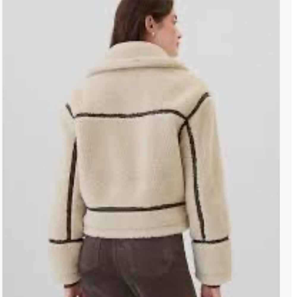 GAP Cream and Brown Teddy Jacket - Picture 2 of 4